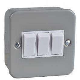 Exclusive - 2-way plate switch - 3 gangs - 10 AX - grey