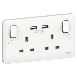 LWM TWIN 13A SOCKET WITH 2 X USB OUTLETS